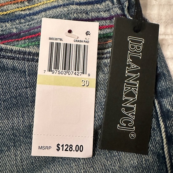BlankNYC The Varick Kick Flare - NWT - Size 30 - Picture 10 of 15